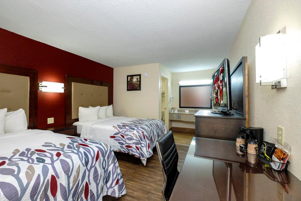 Red Roof Inn Columbus, Ms Екстер'єр фото