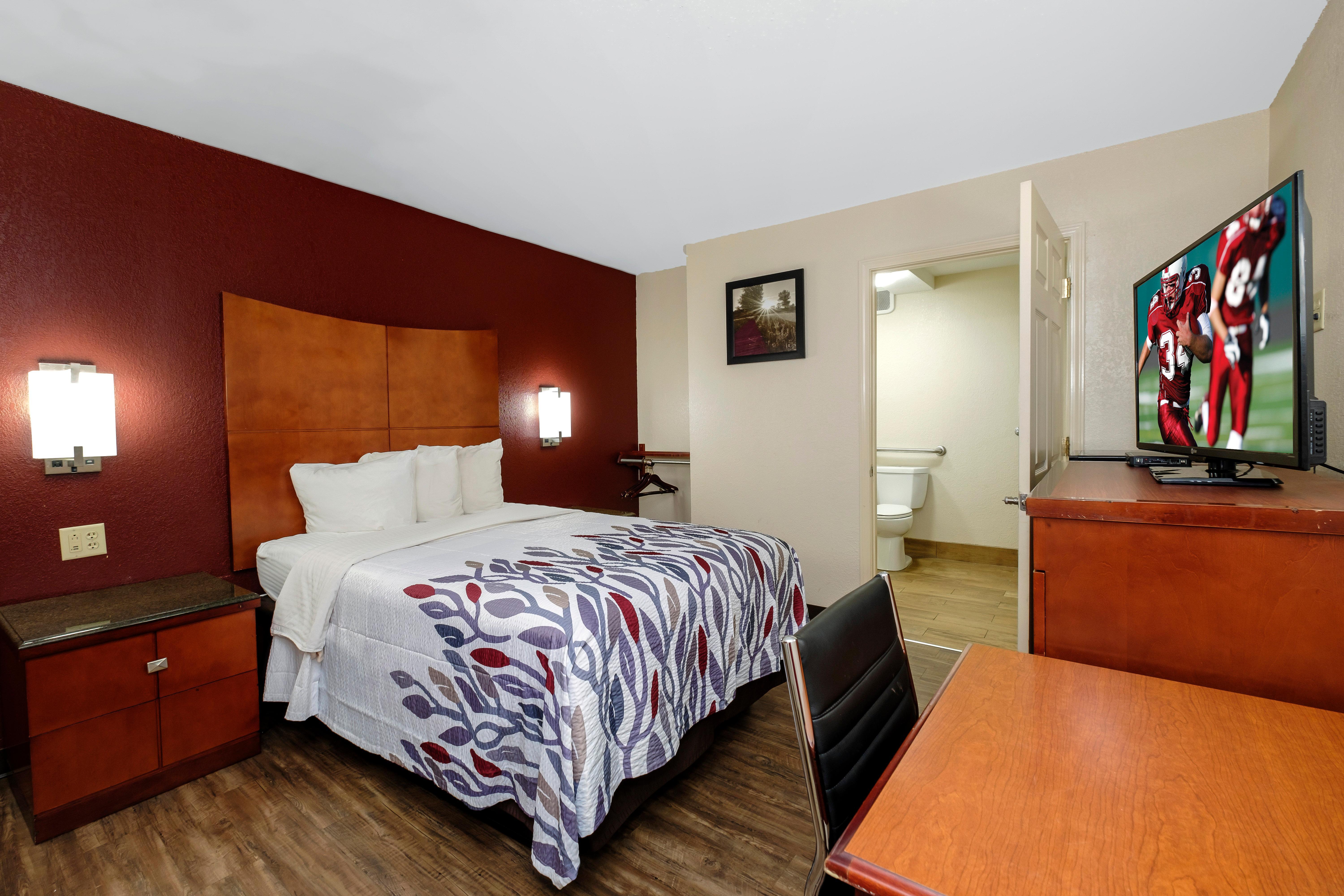 Red Roof Inn Columbus, Ms Екстер'єр фото