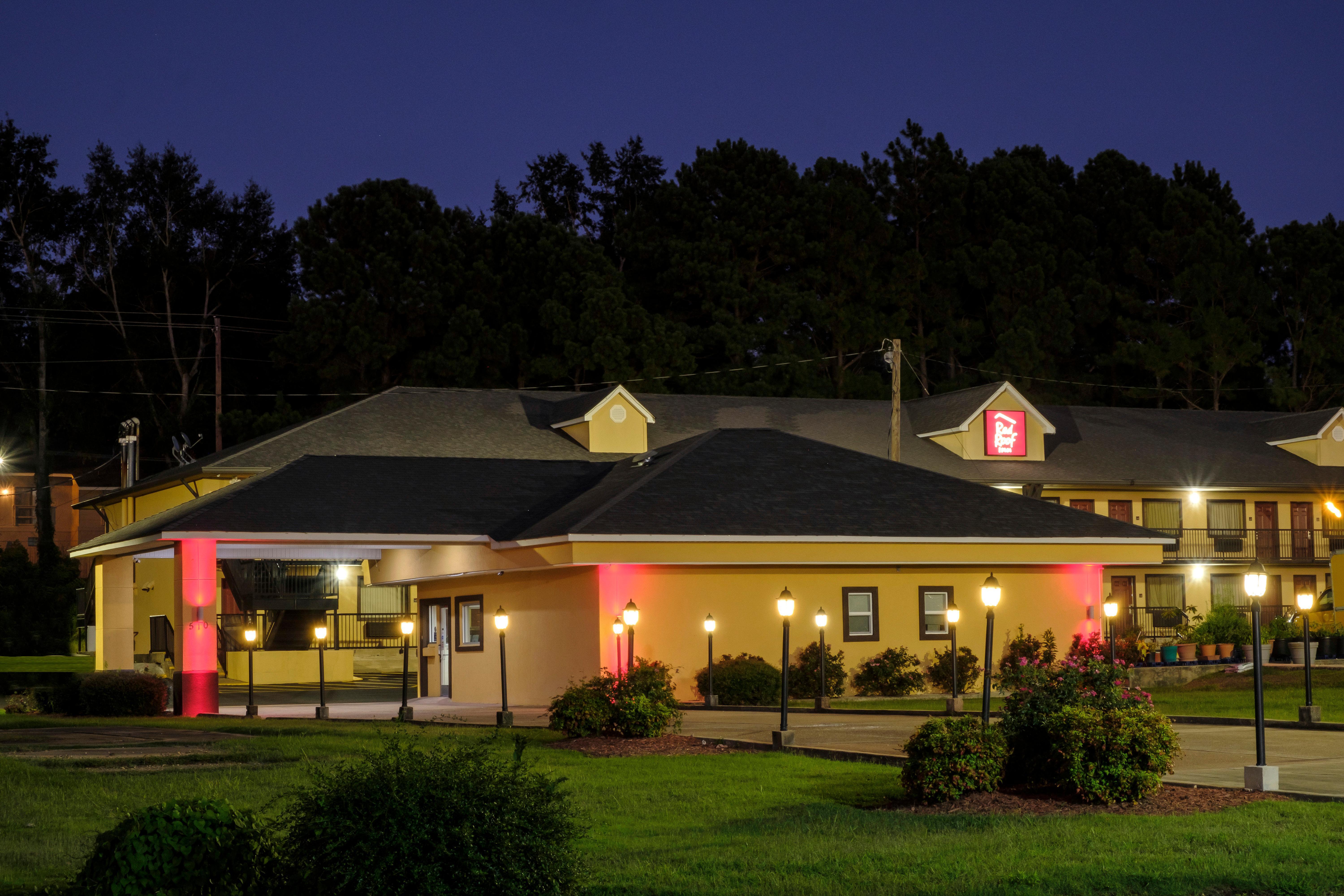 Red Roof Inn Columbus, Ms Екстер'єр фото