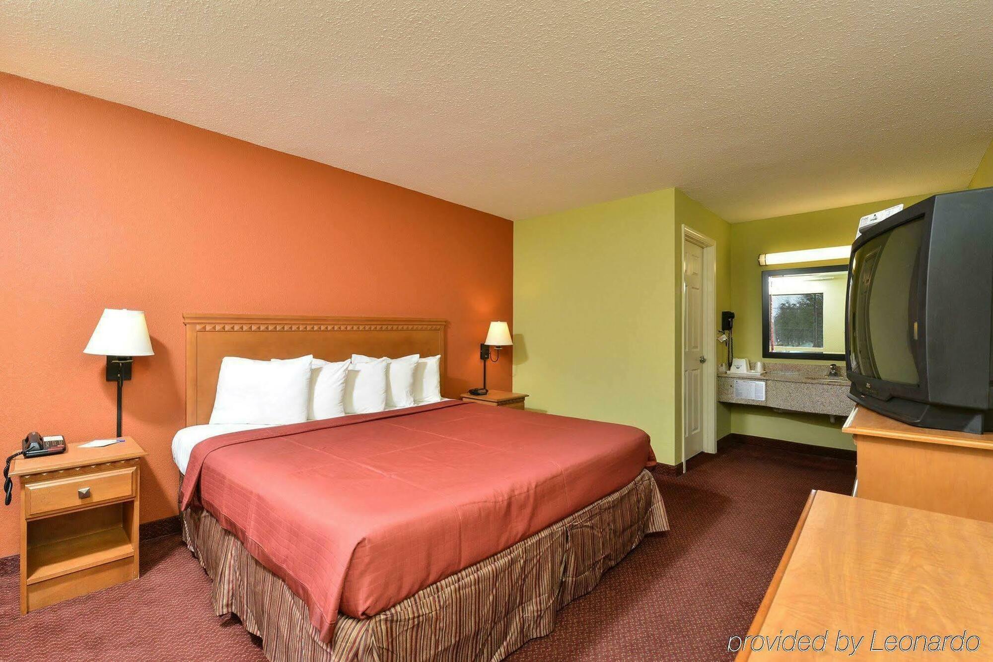 Red Roof Inn Columbus, Ms Екстер'єр фото